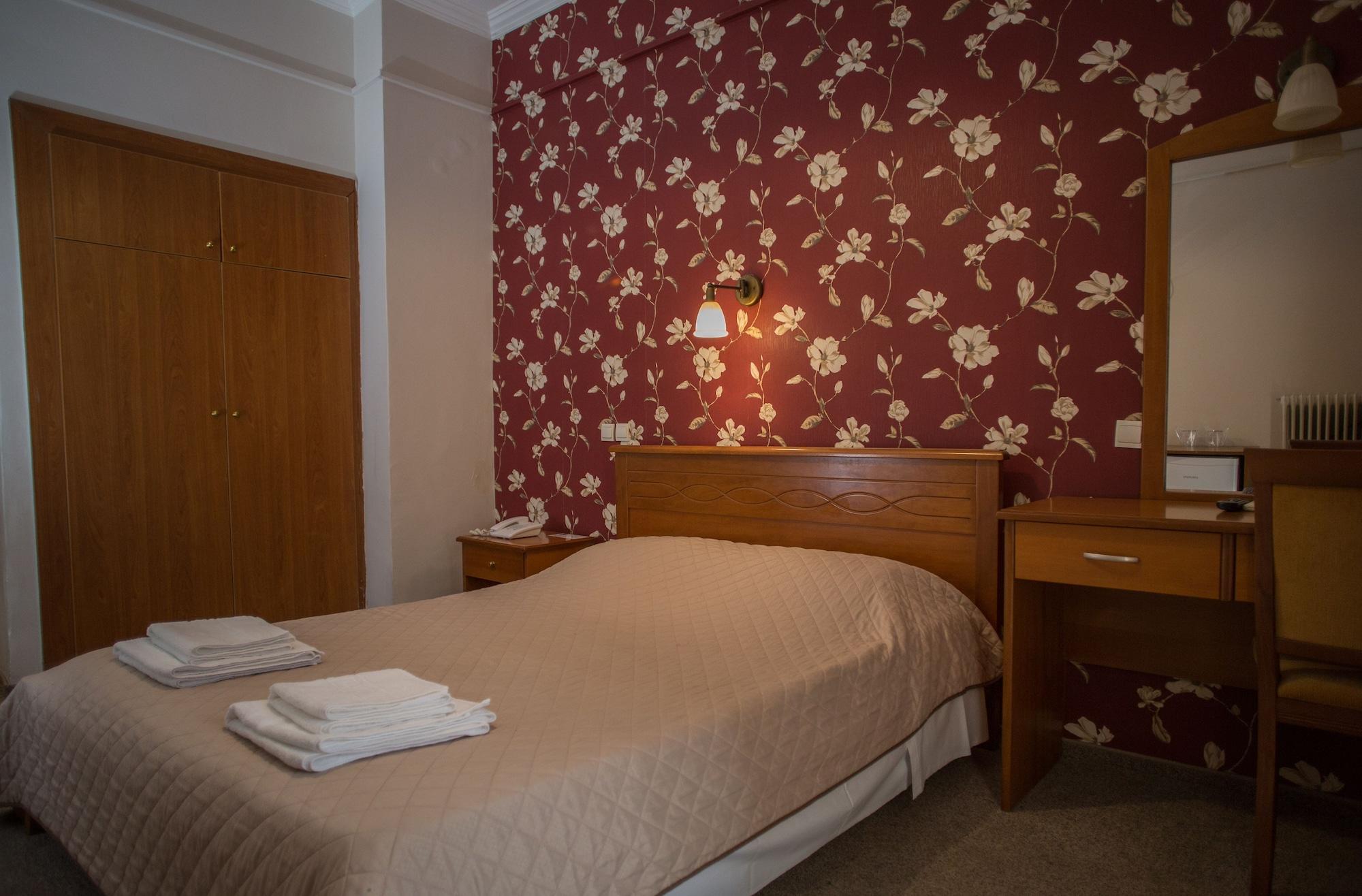 Hotel Liberty Mesolóngion 외부 사진