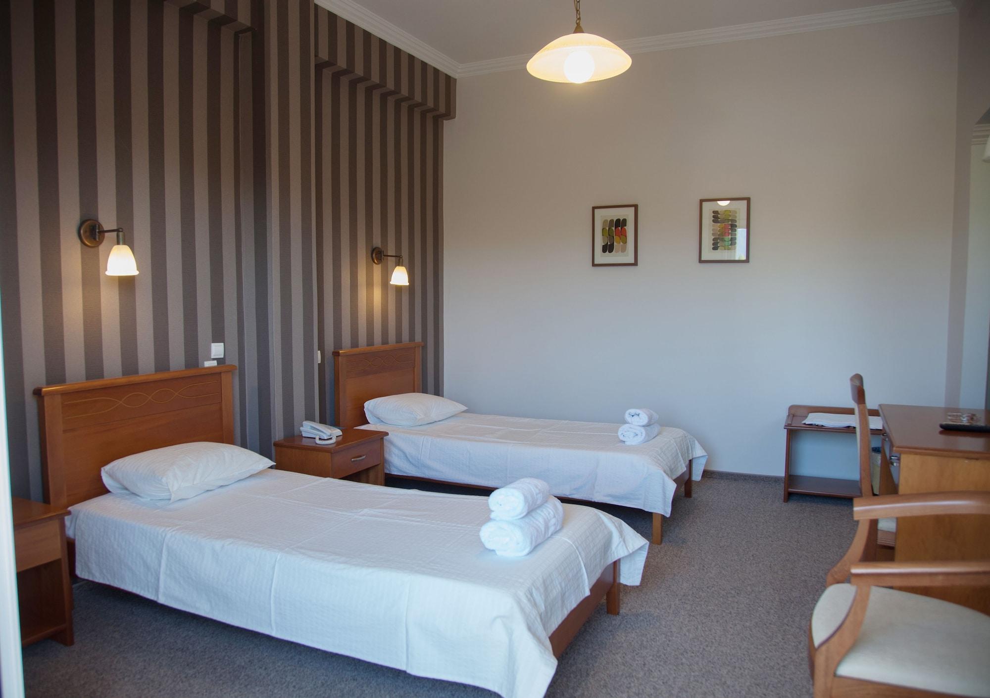 Hotel Liberty Mesolóngion 외부 사진