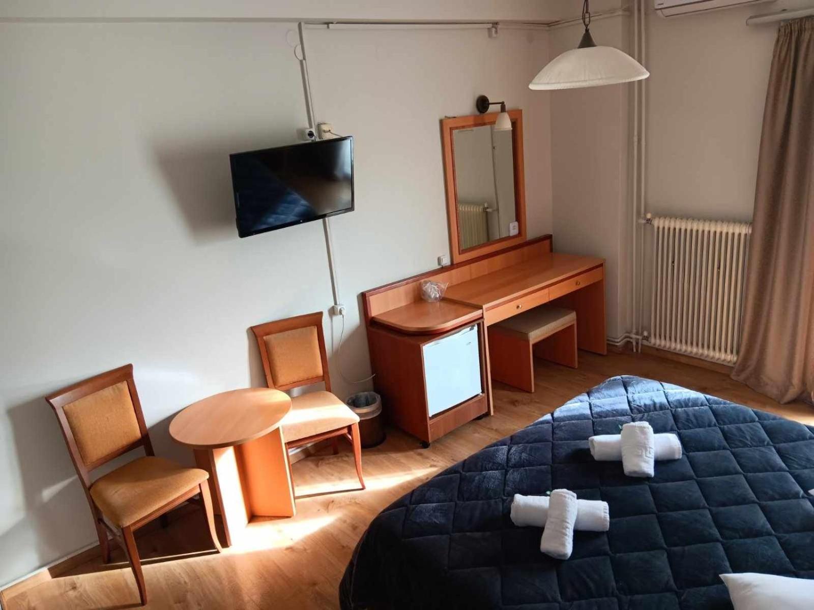 Hotel Liberty Mesolóngion 외부 사진