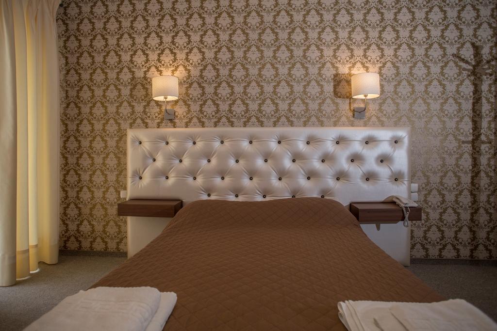 Hotel Liberty Mesolóngion 외부 사진