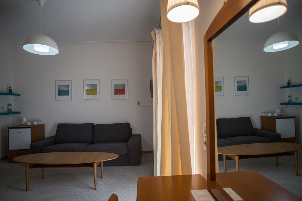Hotel Liberty Mesolóngion 외부 사진