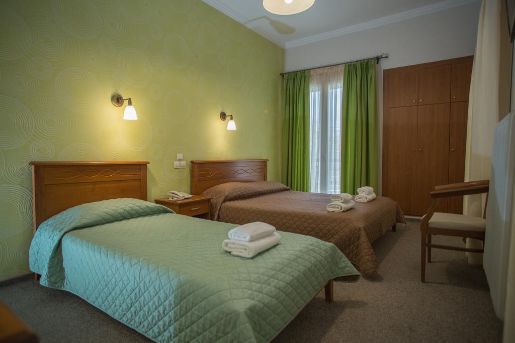 Hotel Liberty Mesolóngion 외부 사진