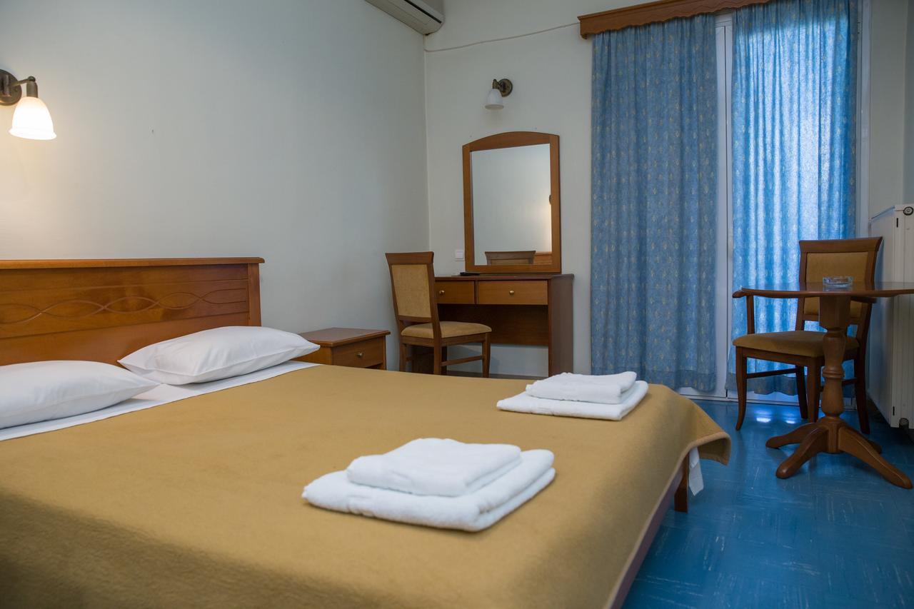 Hotel Liberty Mesolóngion 외부 사진