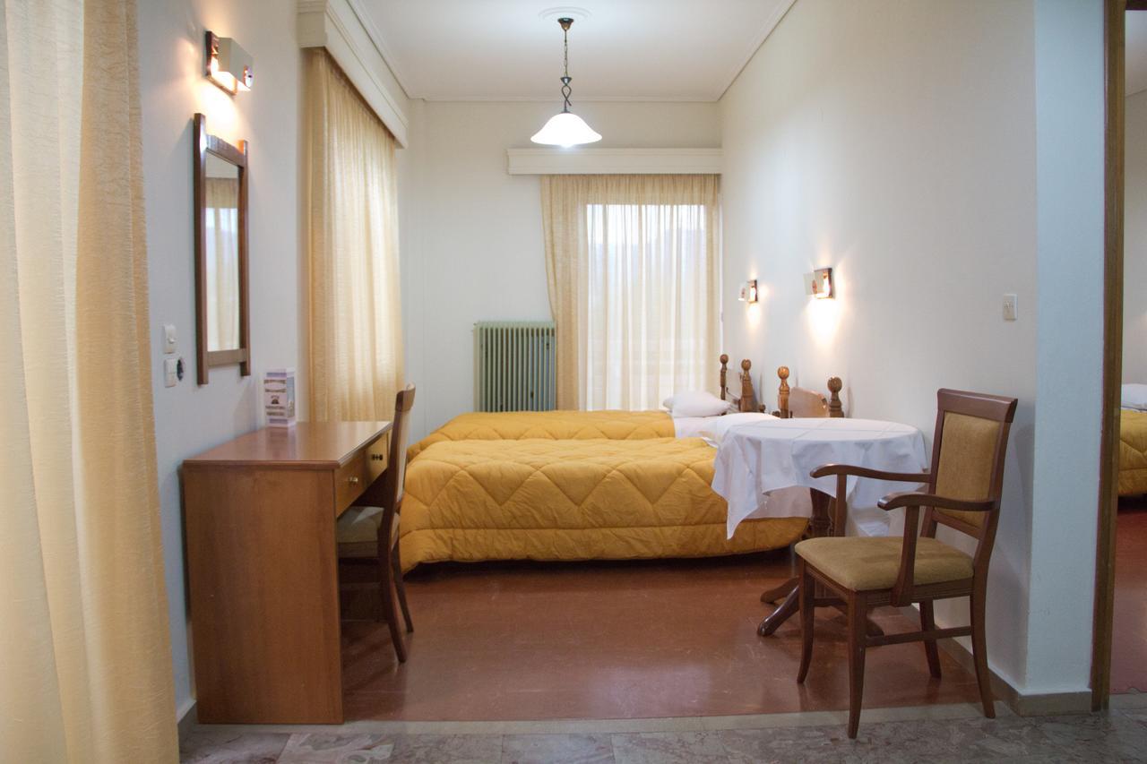 Hotel Liberty Mesolóngion 외부 사진